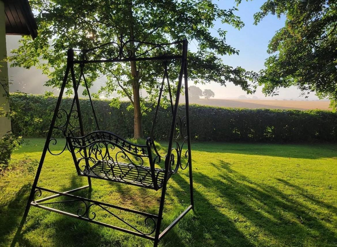 Aespoegarden Bed & Breakfast Klagstorp Dış mekan fotoğraf